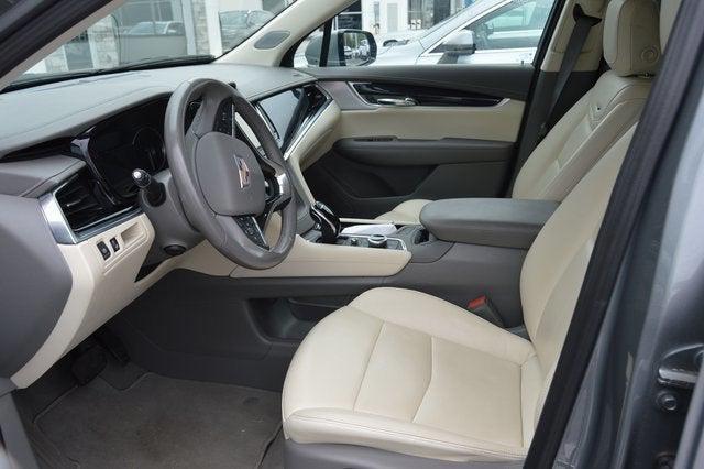 used 2024 Cadillac XT6 car, priced at $46,124
