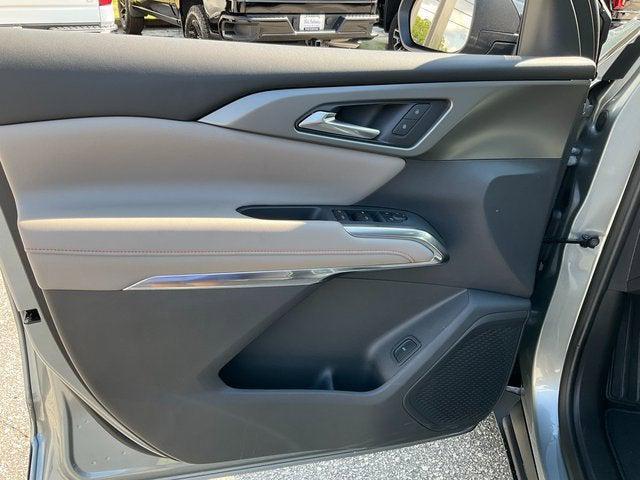 new 2026 Chevrolet Traverse car, priced at $43,920