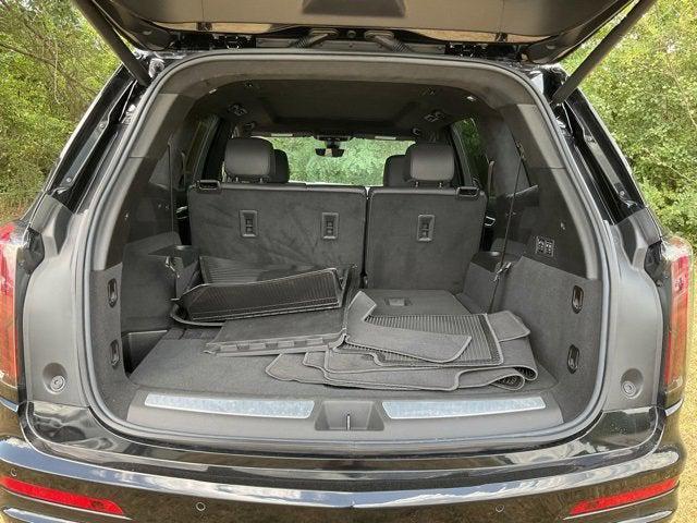 used 2023 Cadillac XT6 car, priced at $43,012