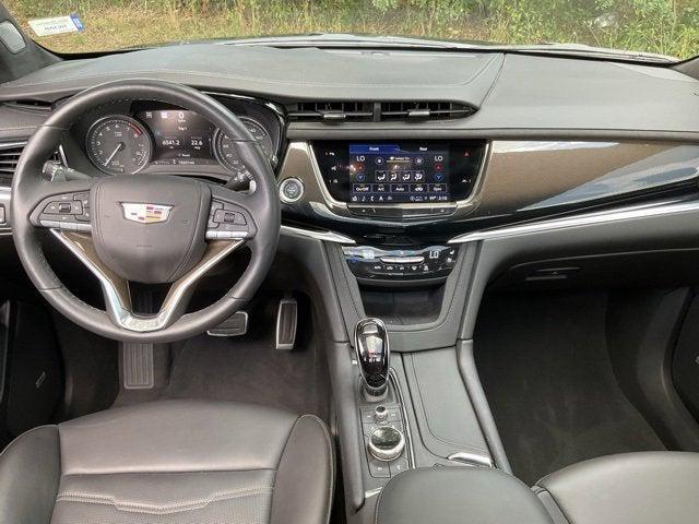 used 2023 Cadillac XT6 car, priced at $43,012