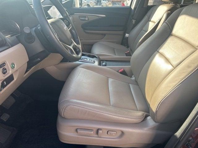 used 2022 Honda Pilot car, priced at $33,628