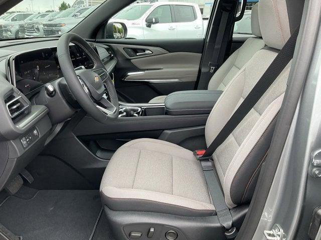 new 2026 Chevrolet Traverse car, priced at $45,195