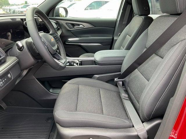 new 2026 Chevrolet Traverse car, priced at $43,655