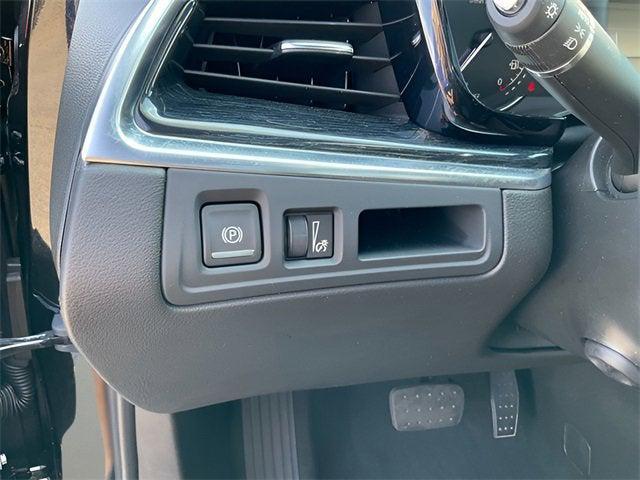 used 2025 Cadillac XT5 car, priced at $43,866