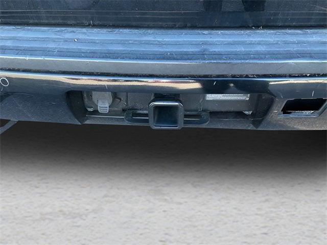 used 2017 Chevrolet Suburban car, priced at $12,000