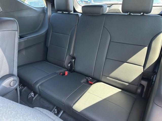 new 2025 Chevrolet Traverse car, priced at $54,073