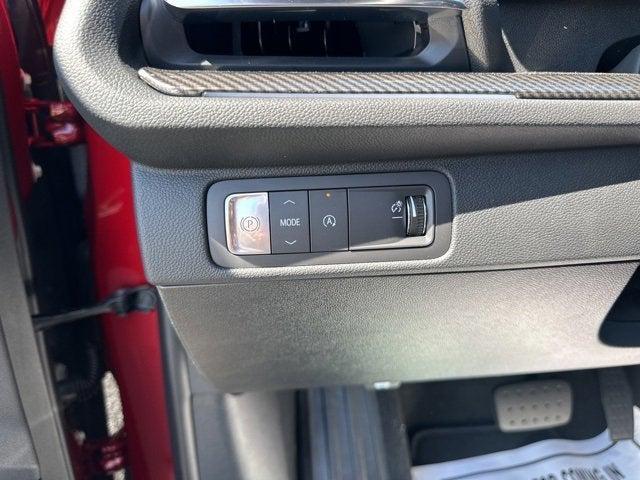 new 2025 Chevrolet Traverse car, priced at $54,073