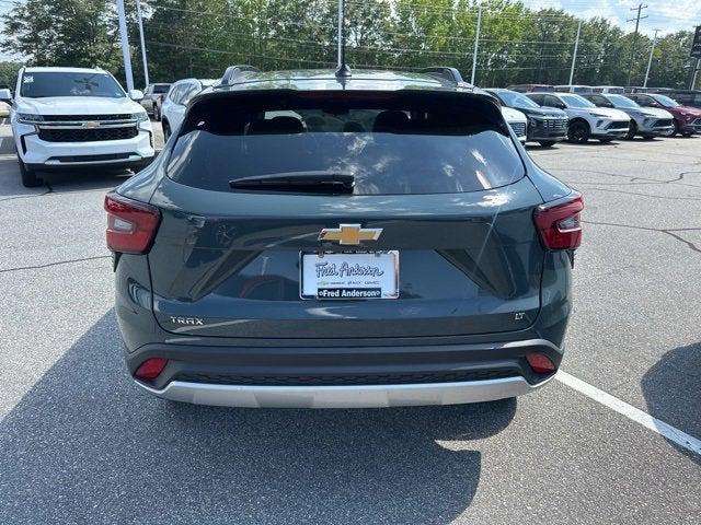 new 2025 Chevrolet Trax car, priced at $25,161