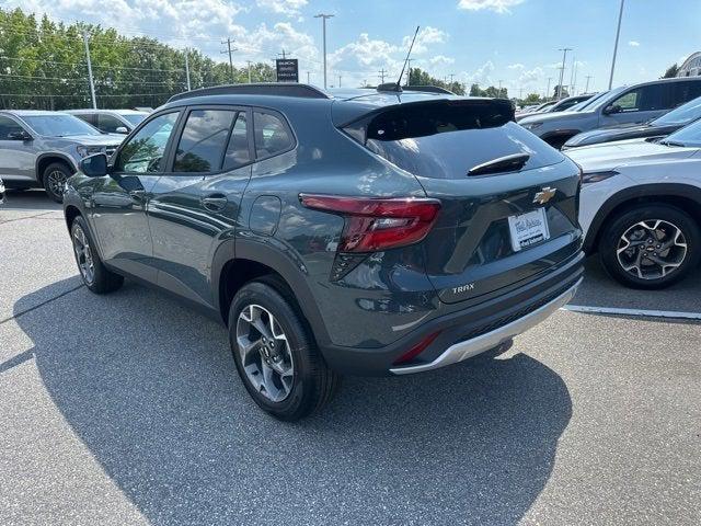 new 2025 Chevrolet Trax car, priced at $25,161