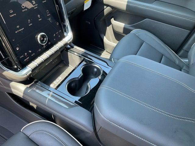 new 2025 GMC Yukon XL car, priced at $71,504