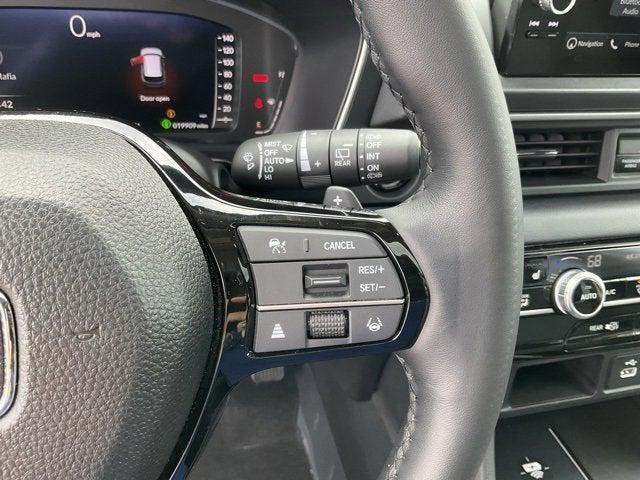 used 2025 Honda Pilot car, priced at $48,722