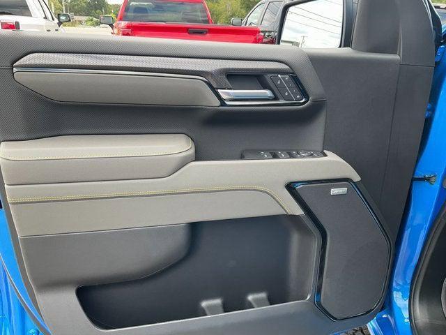 new 2025 Chevrolet Silverado 1500 car, priced at $71,320