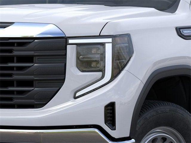 new 2025 GMC Sierra 1500 car, priced at $39,714