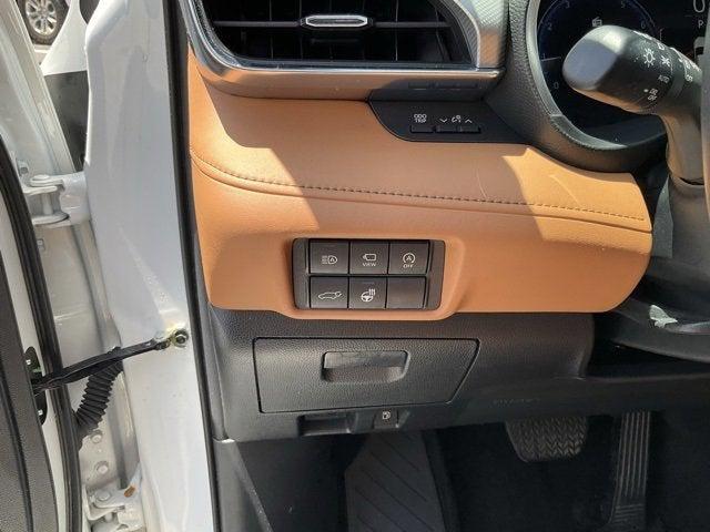 used 2023 Toyota Highlander car, priced at $43,538