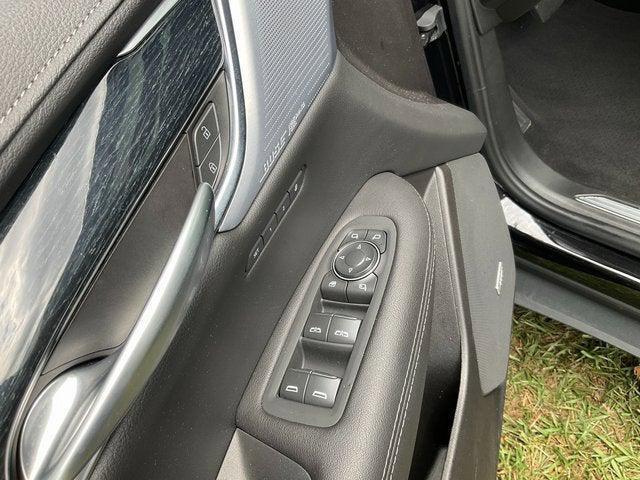 used 2025 Cadillac XT5 car, priced at $42,925