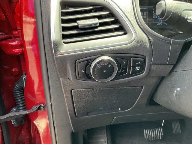 used 2024 Ford Edge car, priced at $29,884