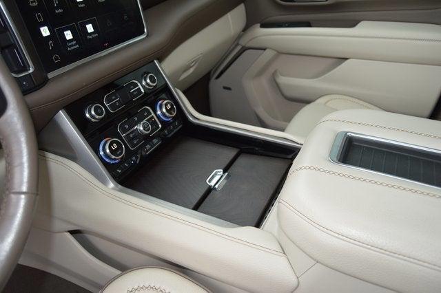 used 2022 GMC Yukon XL car