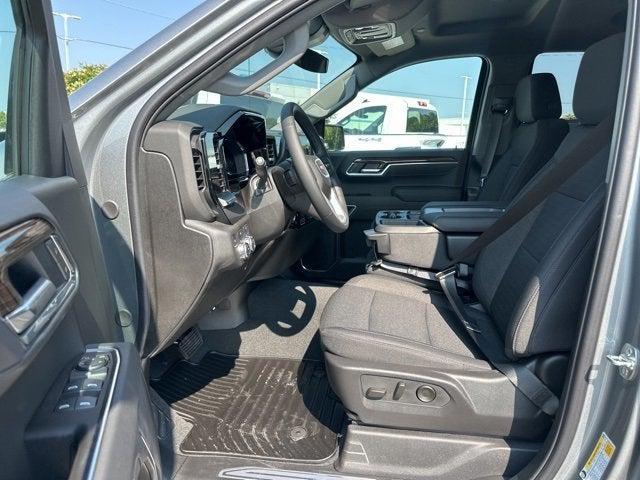 new 2025 GMC Sierra 1500 car, priced at $45,940