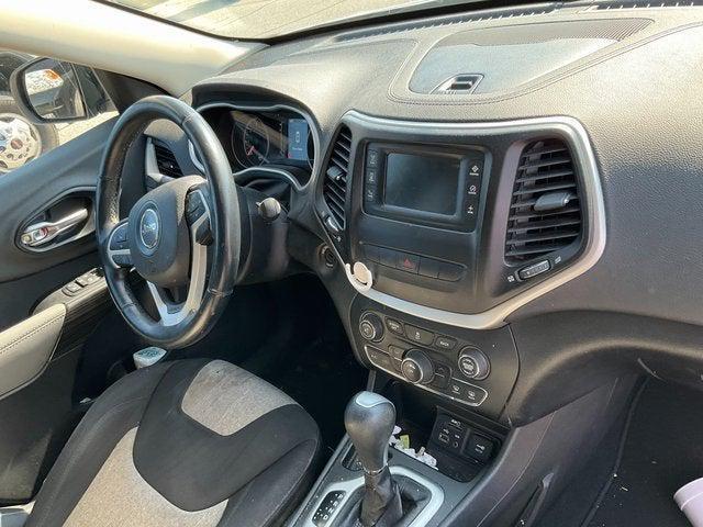 used 2014 Jeep Cherokee car, priced at $9,053