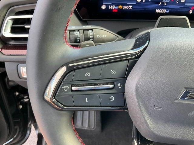 used 2024 Chevrolet Traverse car, priced at $52,089