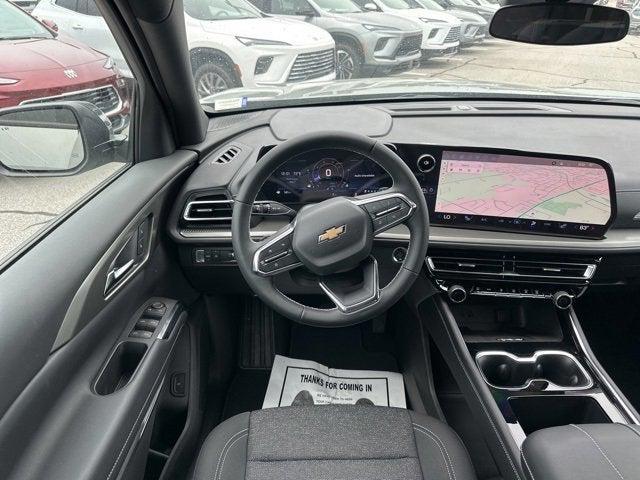 new 2025 Chevrolet Traverse car, priced at $41,057