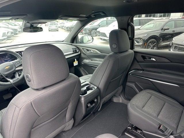 new 2025 Chevrolet Traverse car, priced at $41,057