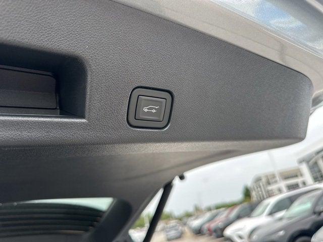 new 2025 Chevrolet Traverse car, priced at $41,057