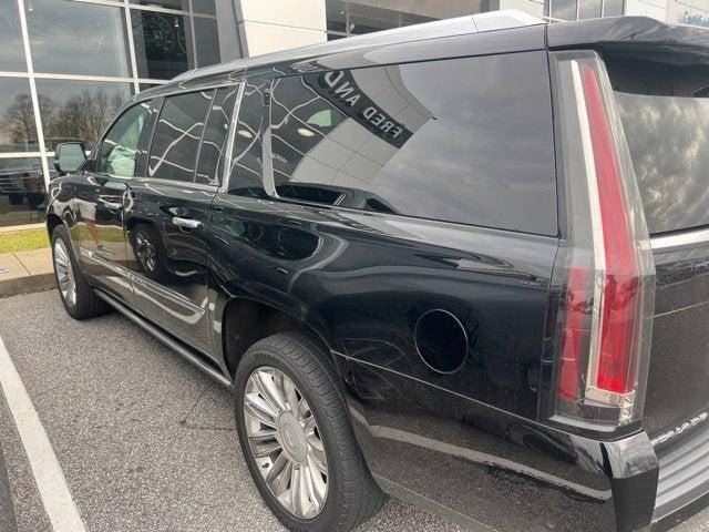 used 2018 Cadillac Escalade ESV car, priced at $35,828