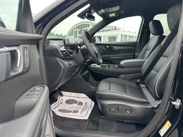 new 2025 Buick Enclave car, priced at $45,290