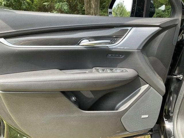 used 2023 Cadillac XT5 car, priced at $41,298