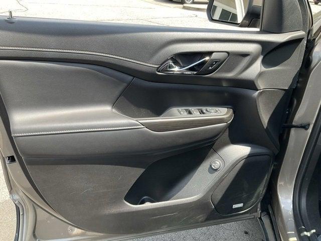 used 2023 GMC Acadia car, priced at $26,935