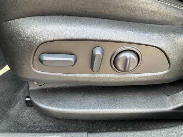 used 2023 GMC Acadia car, priced at $26,935