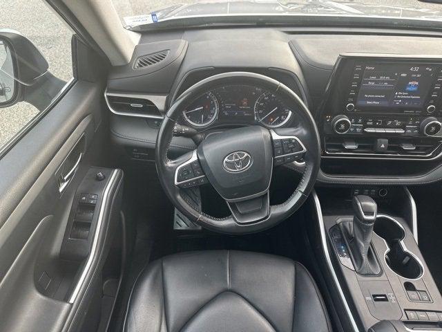 used 2022 Toyota Highlander car, priced at $32,988