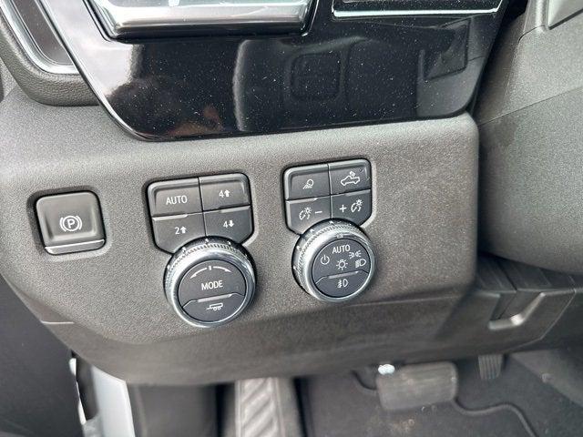 new 2025 GMC Sierra 2500 car, priced at $71,025