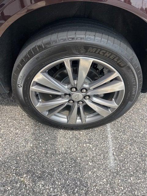 used 2020 Cadillac XT5 car, priced at $23,195