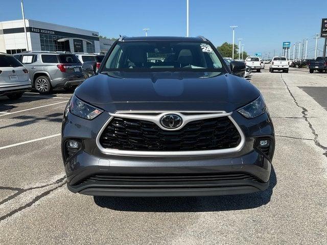 used 2024 Toyota Highlander car, priced at $44,292