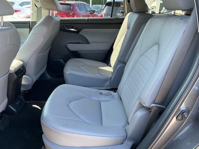 used 2024 Toyota Highlander car, priced at $44,292