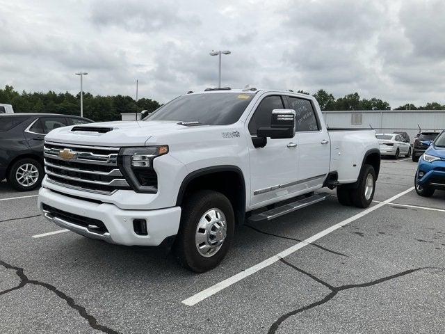 used 2024 Chevrolet Silverado 3500 car, priced at $76,049