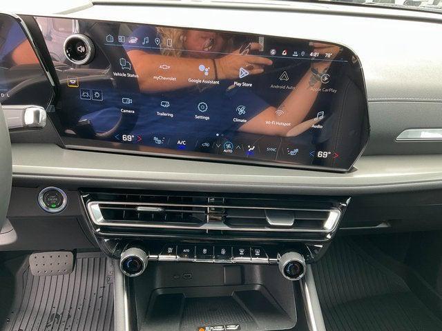 new 2026 Chevrolet Traverse car, priced at $43,885