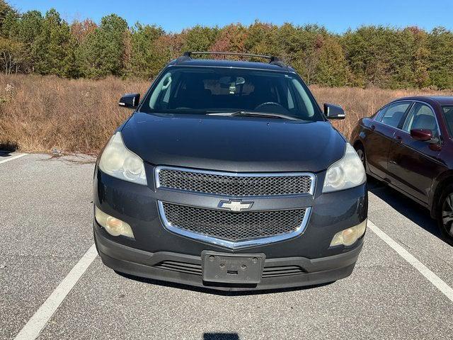 used 2011 Chevrolet Traverse car, priced at $6,000