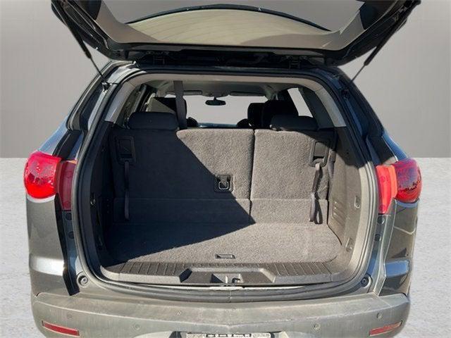 used 2011 Chevrolet Traverse car, priced at $6,000