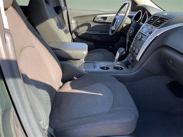 used 2011 Chevrolet Traverse car, priced at $6,000