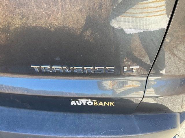 used 2011 Chevrolet Traverse car, priced at $6,000