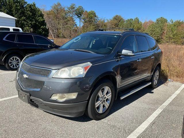 used 2011 Chevrolet Traverse car, priced at $6,000