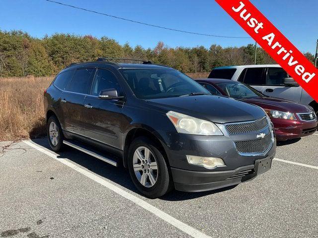 used 2011 Chevrolet Traverse car, priced at $6,000