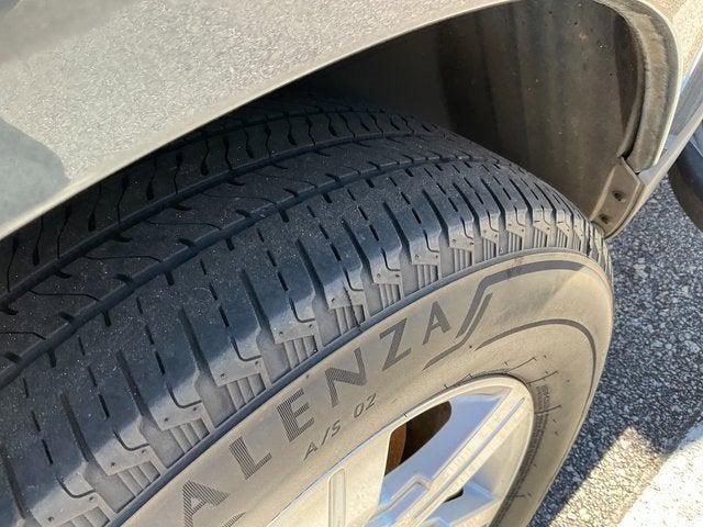 used 2011 Chevrolet Traverse car, priced at $6,000