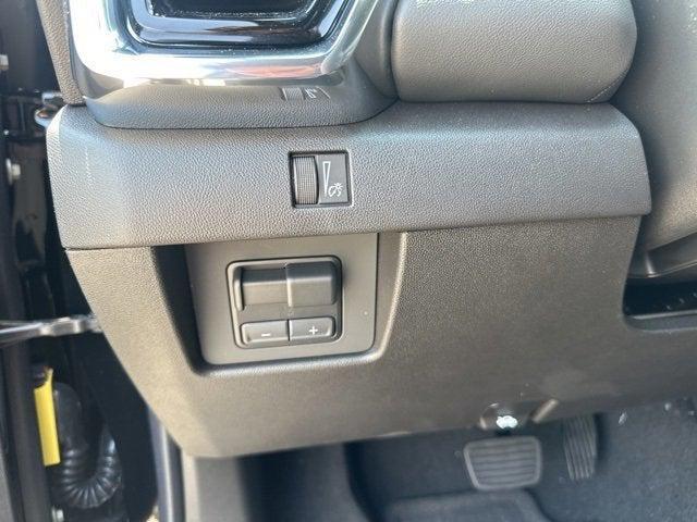 new 2025 GMC Canyon car, priced at $46,285