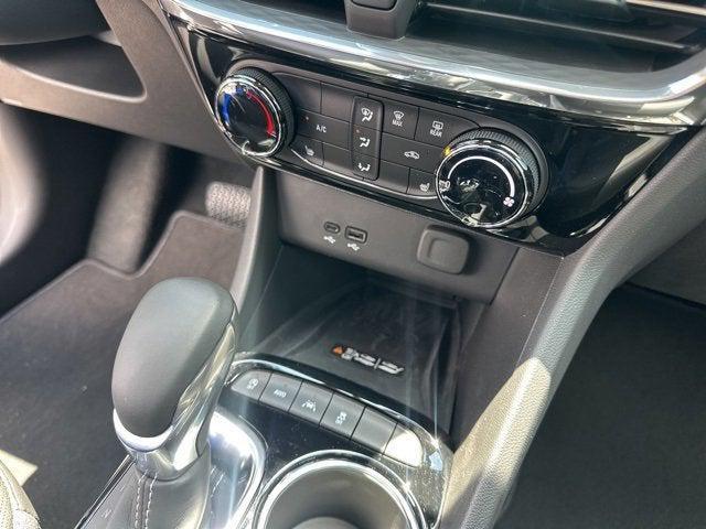 new 2025 Buick Encore GX car, priced at $31,520