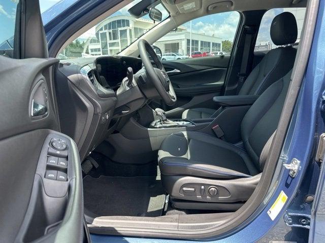 new 2025 Buick Encore GX car, priced at $31,520