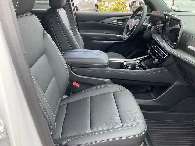 new 2026 Chevrolet Traverse car, priced at $43,620